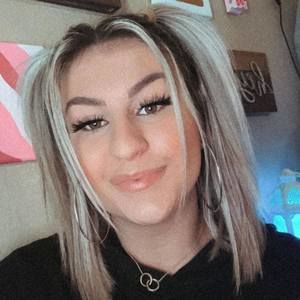 Meet your Posher, Riley